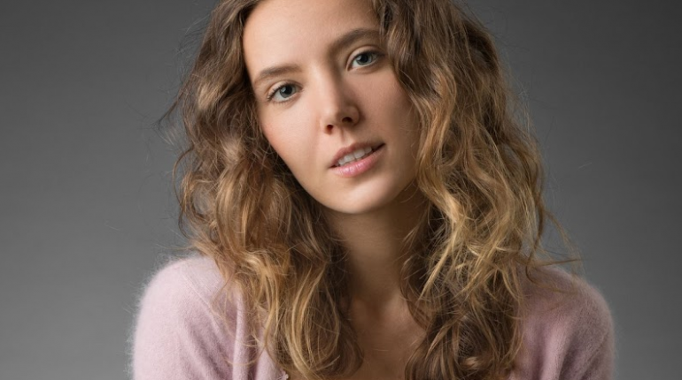 Victoria Reed shares her experience, gives advice on relaxation supplements for sleep support